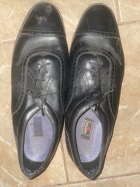 Black Lace-Up Men's Oxford Dress Shoes by Florsheim